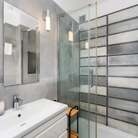 Grzegorzki Comfy By Bookinghost Lägenhet *